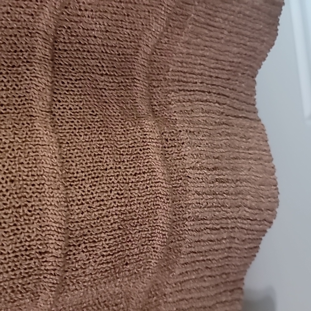 Oversized Light Sweater - Picture 7 of 10